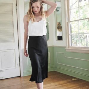 Quince Washable silk skirt in black size L